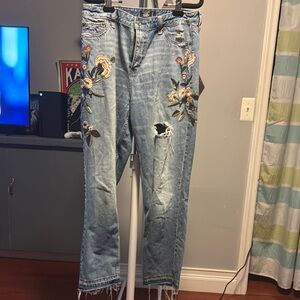 Abercrombie & Fitch Blue Ankle Cropped Jeans Distressed and Floral Embroidery